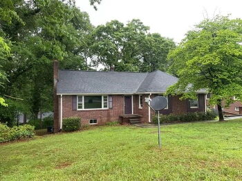108 Williamsburg Dr , Greenville,  29605-2424