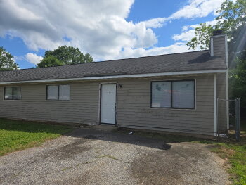 1122 E. Blackstock Rd , Moore,  29301