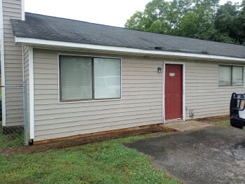 1124 E. Blackstock Road , Spartanburg,  29301