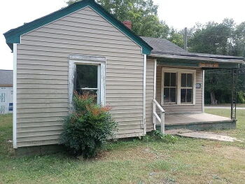 98 Camp Circle , Laurens,  29360