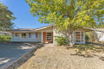 520 Helena St , Bryan,  77801