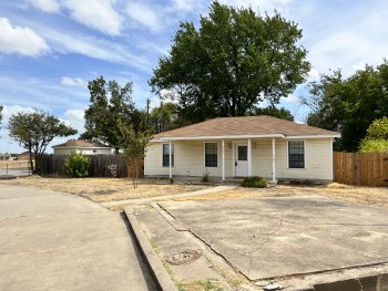 407 N Bordon St , Lorena,  76655-3454