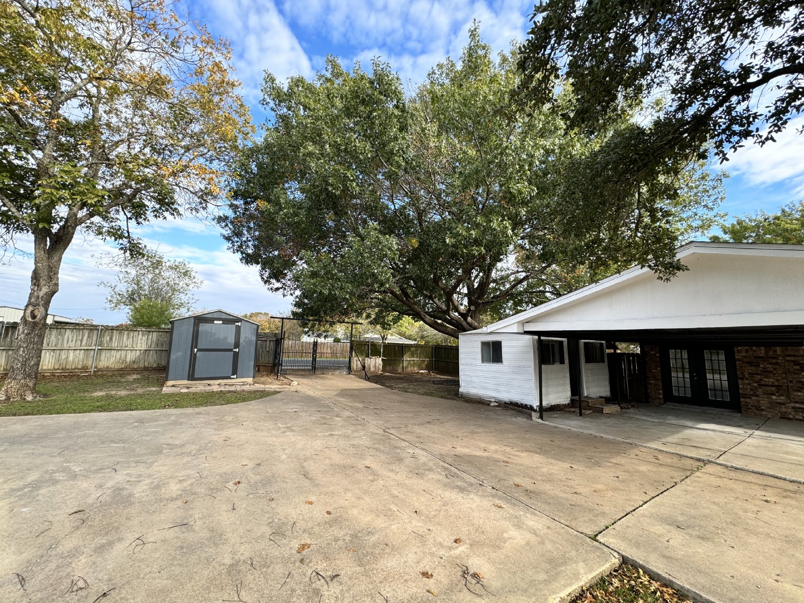 140 Towne West Drive Lorena, TX 76655 Meadows Rentals