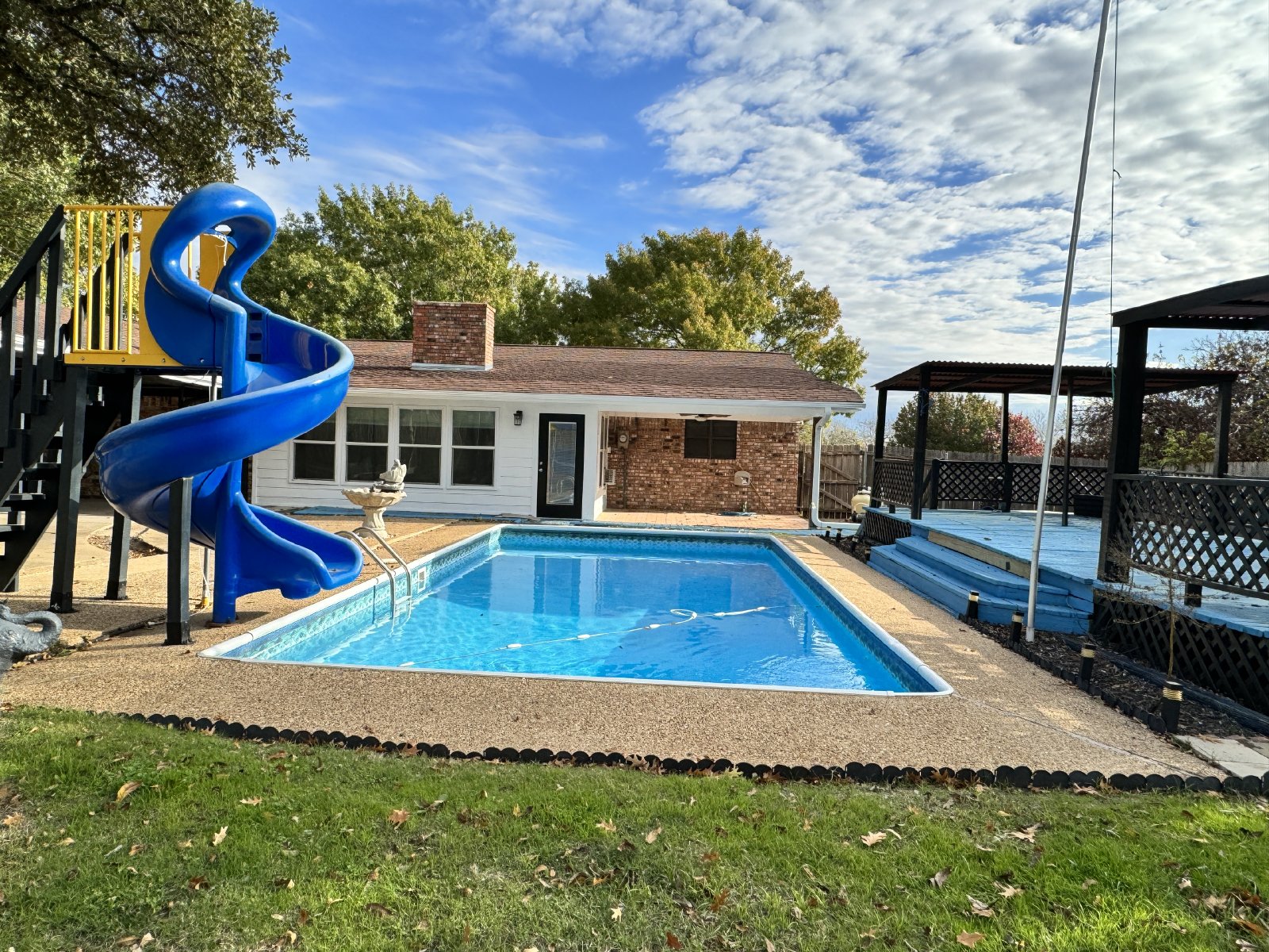 140 Towne West Drive Lorena, TX 76655 Meadows Rentals