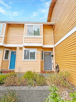 1916 E Fir St , Seattle,  98122