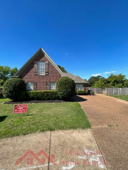 11817 Village Center St , Arlington,  38002