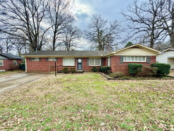 4555 Willow Rd , Memphis,  38117