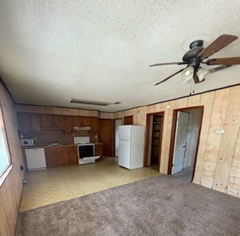 347 Watson Road Apartment 19, Leesville,  71446