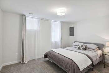 955 17th Avenue Southeast , Minneapolis,  55414