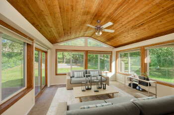 8106 Dakota Lane , Chanhassen,  55317