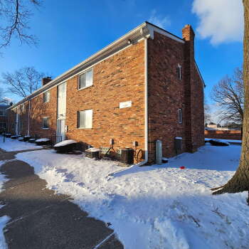 29574 Hoover Road , Warren,  48093