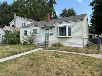 2009 Capitol Avenue , Warren,  48091