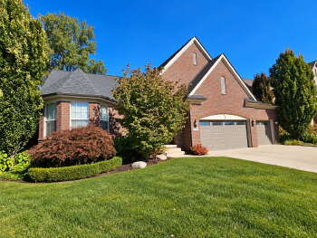21799 Christenbury Creek Boulevard , Macomb,  48044