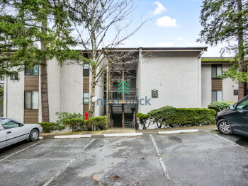 10415 NE 32nd Pl Apt E302 , Bellevue,  98004