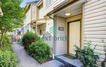 335 N 105th St Unit A , Seattle,  98133