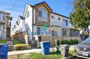 911 25th Ave S#B , Seattle,  98144