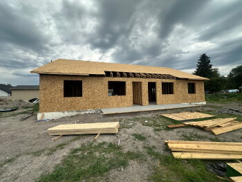 205 E. 8th Street , Twin Bridges,  59754