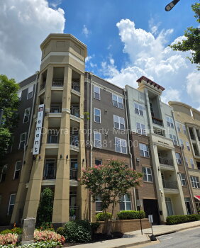390 17th Street NW #3064, Atlanta,  30363
