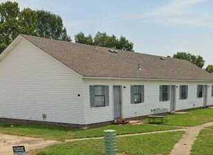 689 Jill Apt A, Bono,  72416
