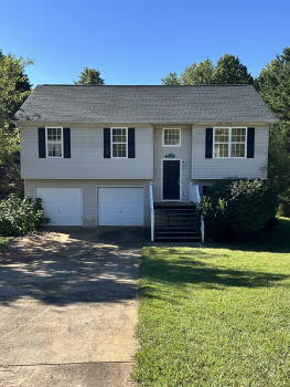 5694 Cottage Ln , Clermont,  30527
