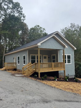 3861 Honeysuckle Road , Gainesville,  30506