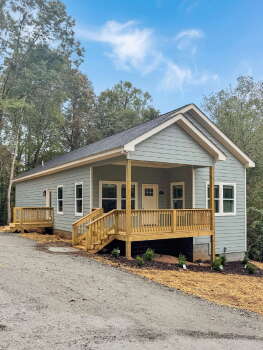 3861 Honeysuckle Road , Gainesville,  30506