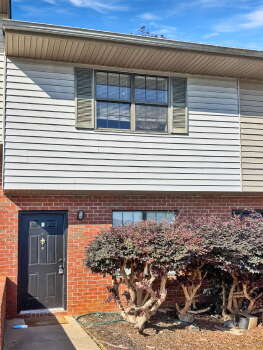 3767 Oakwood Hills Drive - C , Oakwood,  30566