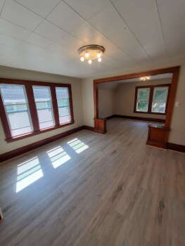 1120 S 56th St # 22 Upper, West Allis,  53214