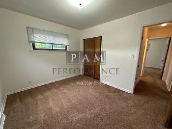 2155 S 102nd St Unit 3, West Allis,  53227