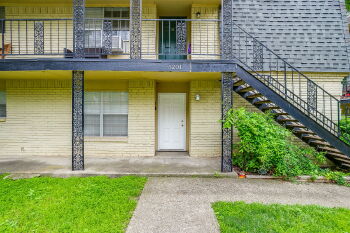 5201 Curzon Avenue #09, Fort Worth,  76107