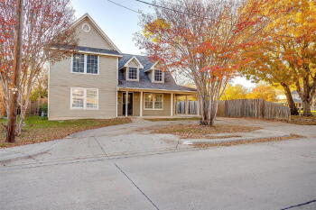 1633 Trinity View St , Irving,  75060