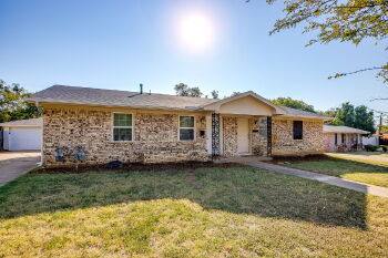 2519 Normont Circle , Fort Worth,  76103