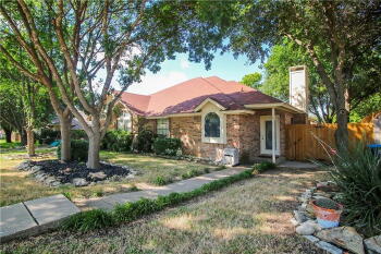 10311 Lone Pine Lane , Fort Worth,  76108