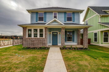 209 Cardinal Wds Ct , Granbury,  76049