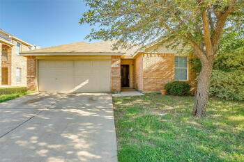 1108 Cottonwood Drive , Crowley,  76036