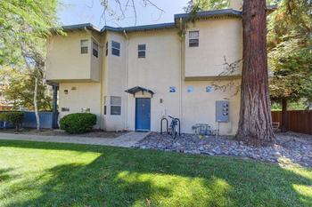 640 Adams Street Unit 3 , Davis,  95616