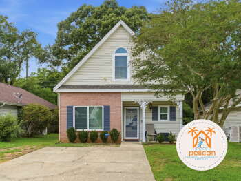 1111 Sweetbriar Street , Cantonment,  32533