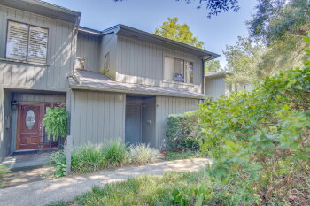 18 Hillbrook Way , Pensacola,  32503