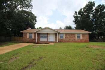 5078 Barbara Ln , Milton,  32570