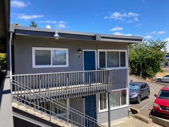 633 SE Flint St 9, Roseburg,  97470