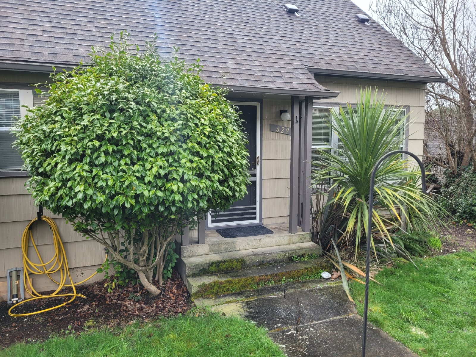 629 NE Winchester St Roseburg, OR 97470 Pioneer Property Management