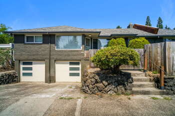 8127 NE Beech Street , Portland,  97213
