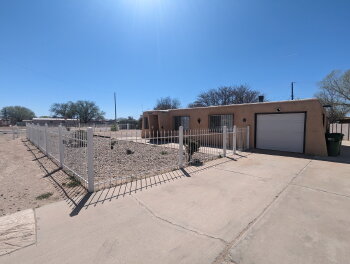 1801 Corte Adelina St SW , Albuquerque,  87105