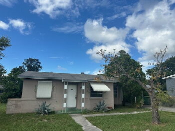 1095 Embassy Ave , Spring Hill,  34606