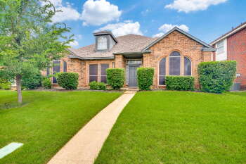 7013 Lo Chalmers Lane , Garland,  75043