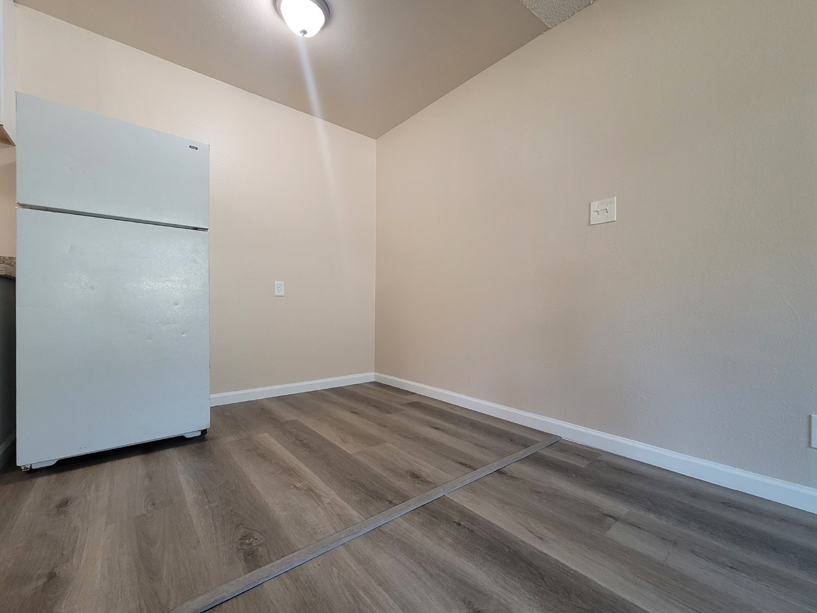 1065 Santiago Ave unit 5 Sacramento, CA 95815 PMI American River 2023