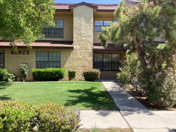 42823 15th St W Unit 3, Lancaster,  93534