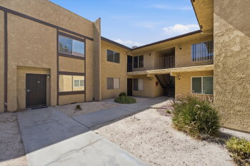 42935 15th St W Unit 6, Lancaster,  93534