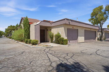 43334 32nd Street West Unit 34, Lancaster,  93536