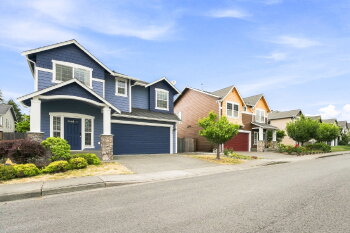 633 Ilwaco Pl NE , Renton,  98059